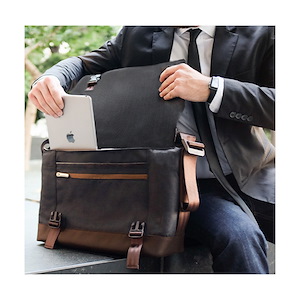 کیف موشی مدل Aerio Laptop Messenger Moshi Aerio Laptop Messenger Charcoal Black Bag